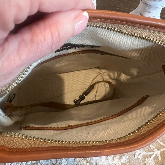 NWT Dooney & Bourke Black and Brown Crossbody Bag - Picture 4 of 11